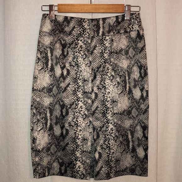 NY&Co 2 Stretch Python Print Gray Silver Pencil Skirt - Picture 3 of 13